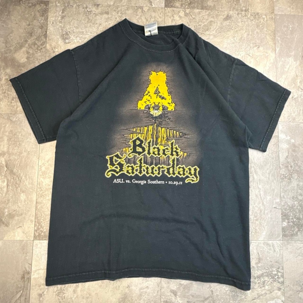 Vintage black Saturday ASU football graphic T shirt size medium